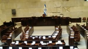 Izrael_uchenici_parlament_2
